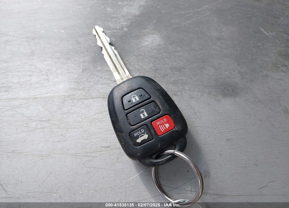 2016 TOYOTA CAMRY VIN: 4T4BF1FKXGR569951