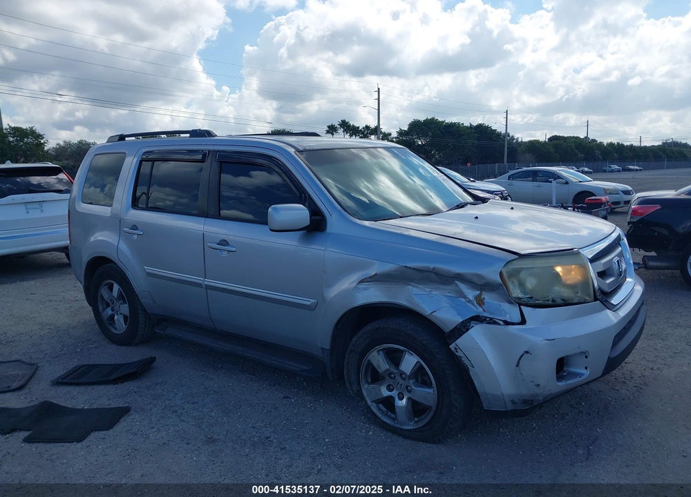 2011 HONDA PILOT EX-L VIN: 5FNYF3H63BB014412