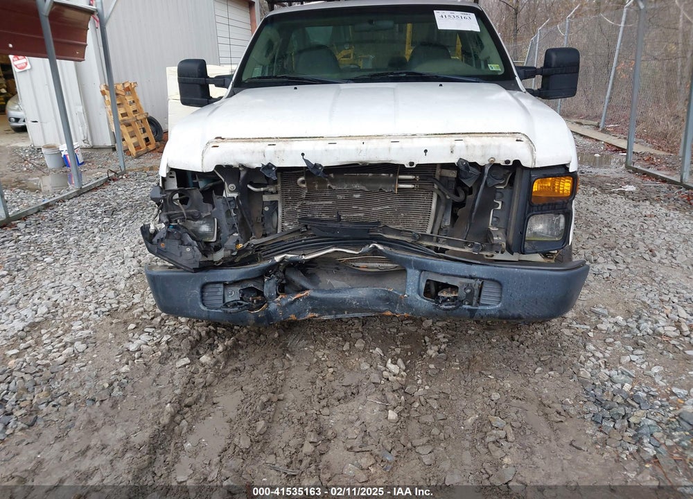 2009 FORD F-250 XL/XLT VIN: 1FTNF20509EA74191