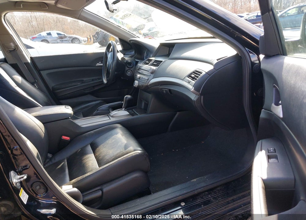 2011 HONDA ACCORD 2.4 SE VIN: 1HGCP2F62BA011550