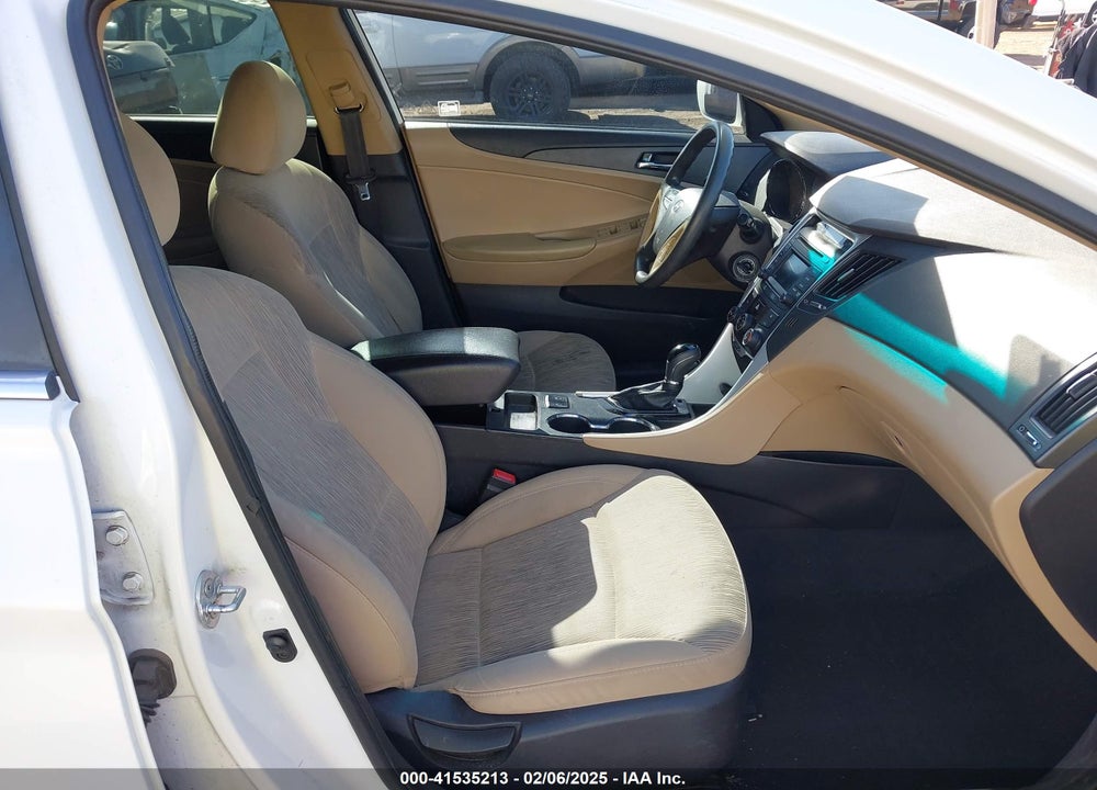 2014 HYUNDAI SONATA VIN: 5NPEB4AC8EH833636