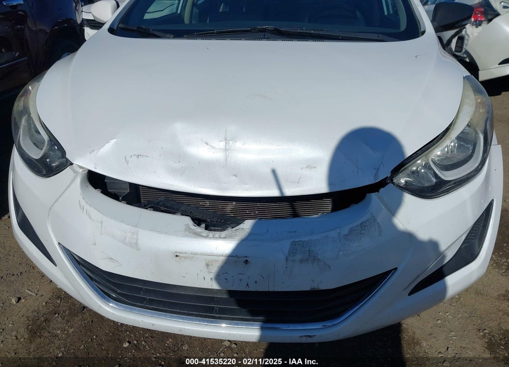 2016 HYUNDAI ELANTRA SE VIN: 5NPDH4AE4GH779377