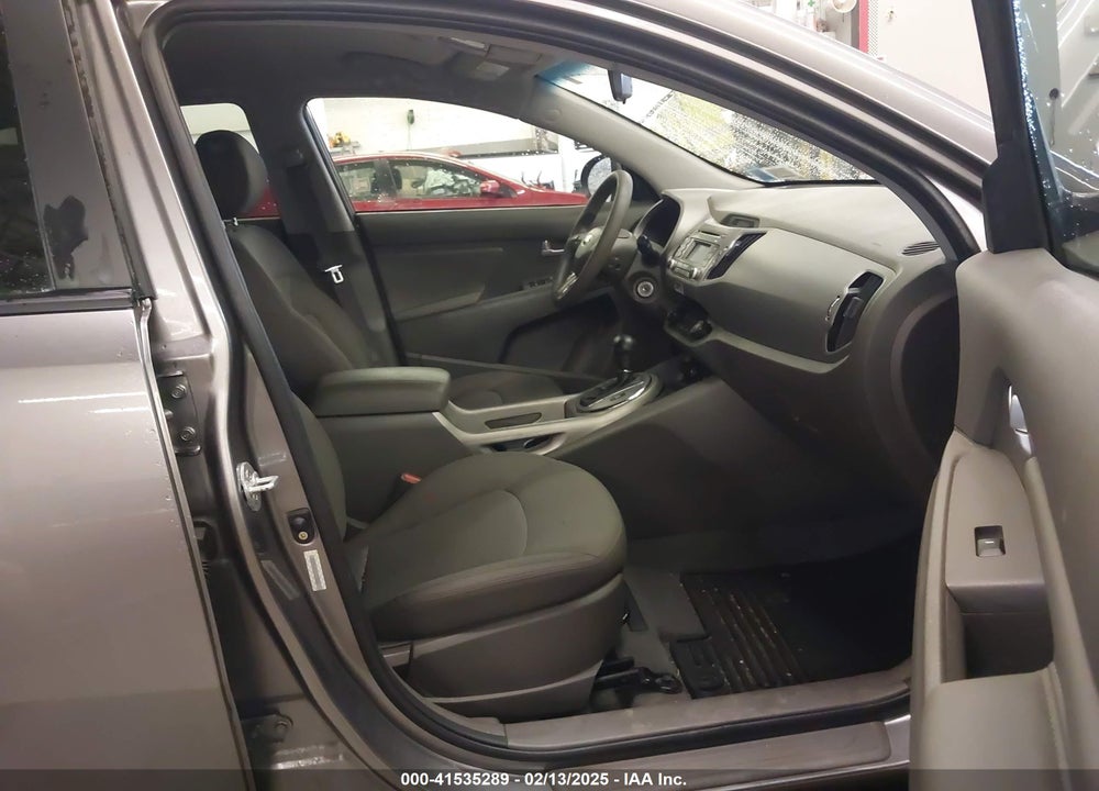 2014 KIA SPORTAGE VIN: KNDPBCAC2E7567960