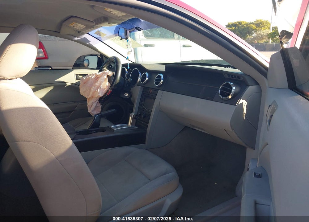 2007 FORD MUSTANG VIN: 1ZVFT80N775296060