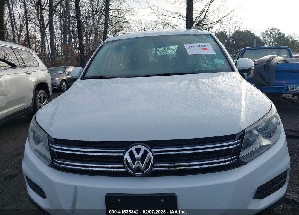2017 VOLKSWAGEN TIGUAN 2.0T/2.0T S VIN: WVGBV7AX8HK052907
