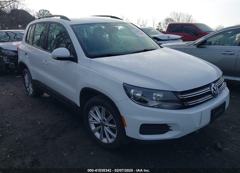 2017 VOLKSWAGEN TIGUAN 2.0T/2.0T S VIN: WVGBV7AX8HK052907