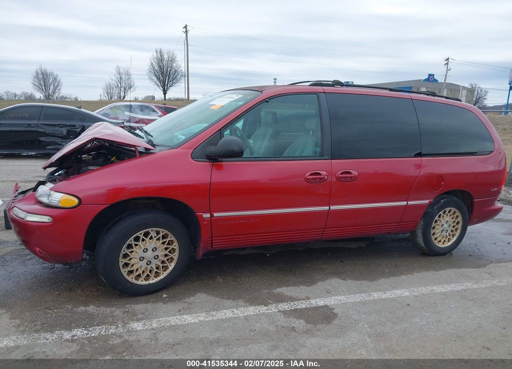 1998 CHRYSLER TOWN & COUNTRY LXI VIN: 1C4GP64L8WB589426