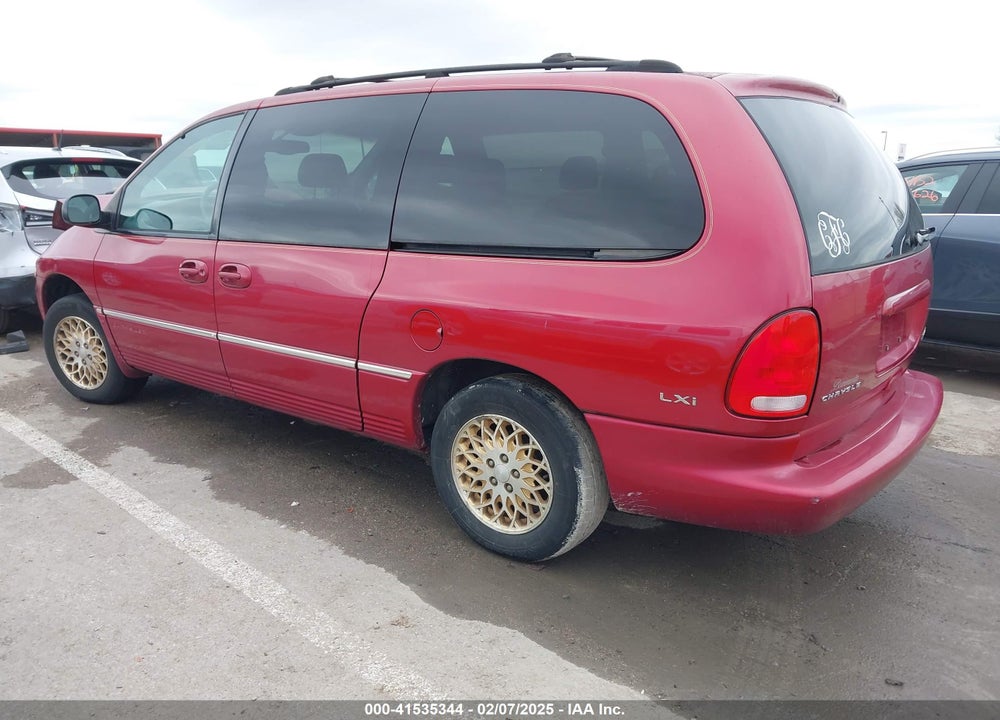 1998 CHRYSLER TOWN & COUNTRY LXI VIN: 1C4GP64L8WB589426