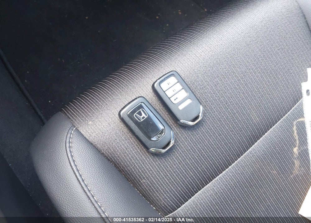 2019 HONDA ACCORD VIN: 1HGCV1E33KA166924