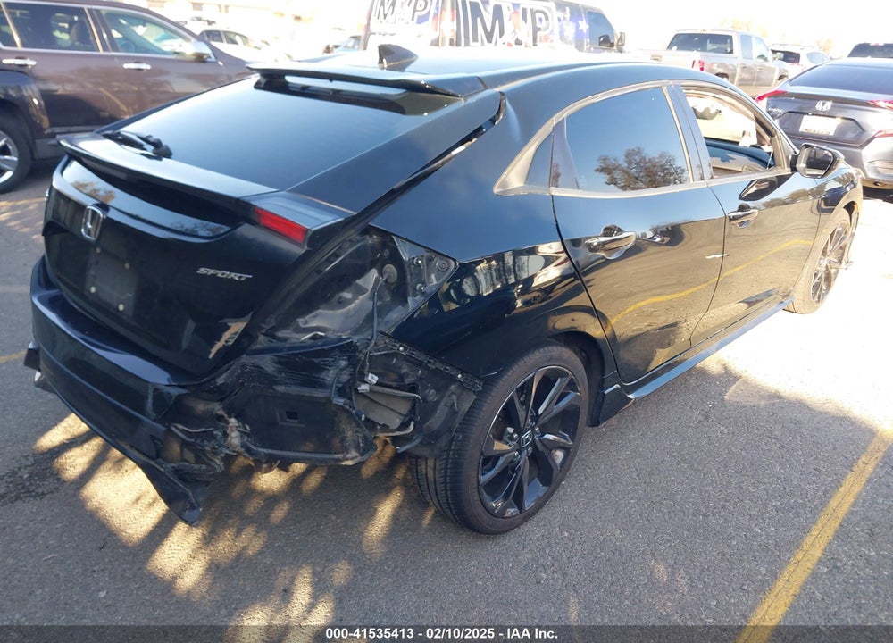 2018 HONDA CIVIC SPORT VIN: SHHFK7H43JU417618