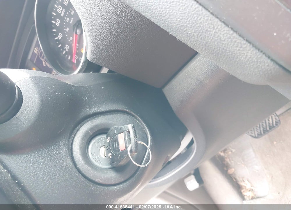 2014 NISSAN ROGUE SELECT S VIN: JN8AS5MV0EW200550