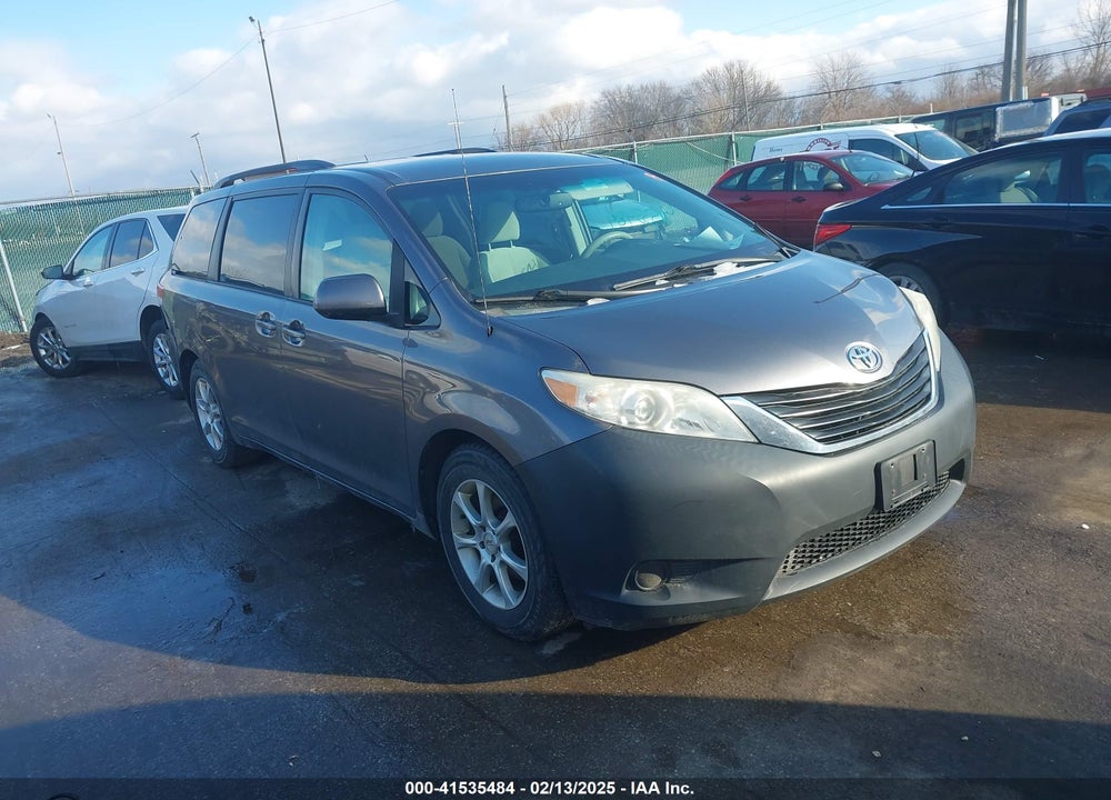 2011 TOYOTA SIENNA VIN: 5TDKK3DC3BS104605