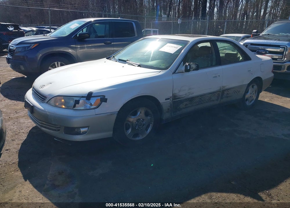 2000 LEXUS ES 300 VIN: JT8BF28G3Y0270418