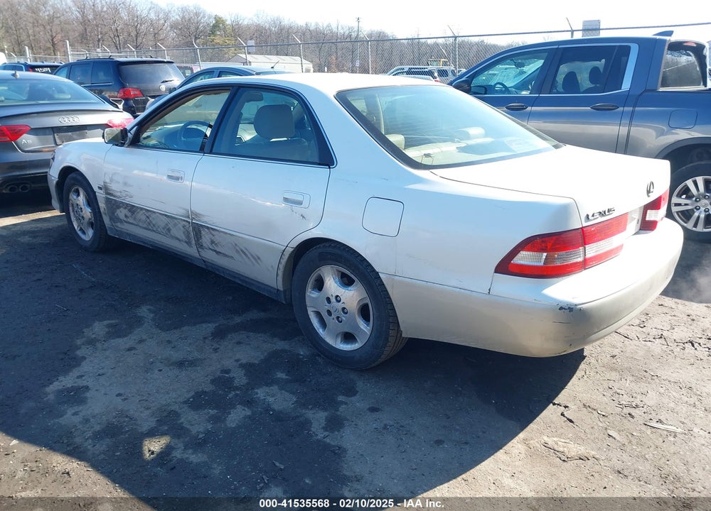 2000 LEXUS ES 300 VIN: JT8BF28G3Y0270418