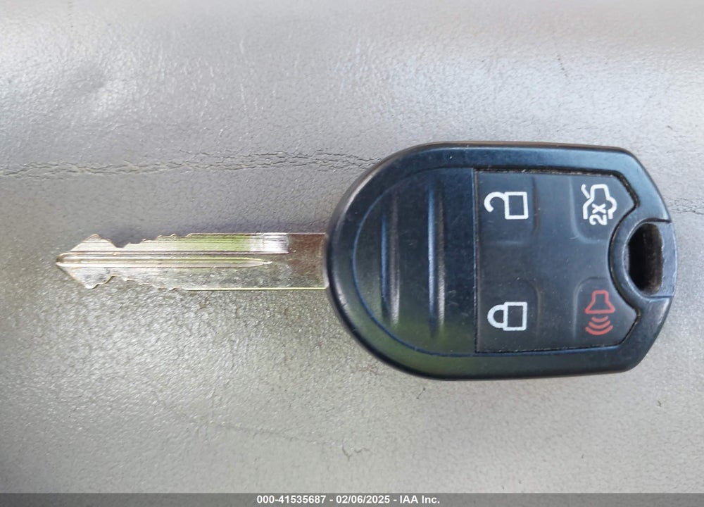 2008 FORD ESCAPE HYBRID VIN: 1FMCU49H58KB42082