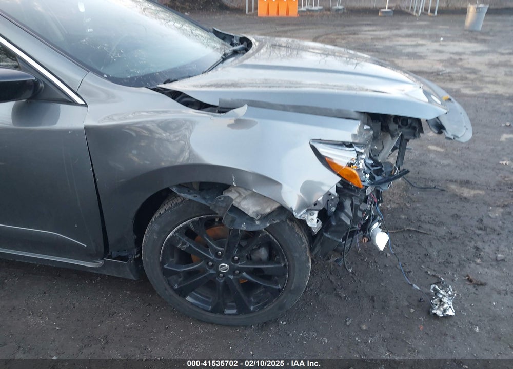 2017 NISSAN ALTIMA VIN: 1N4AL3AP6HC246558