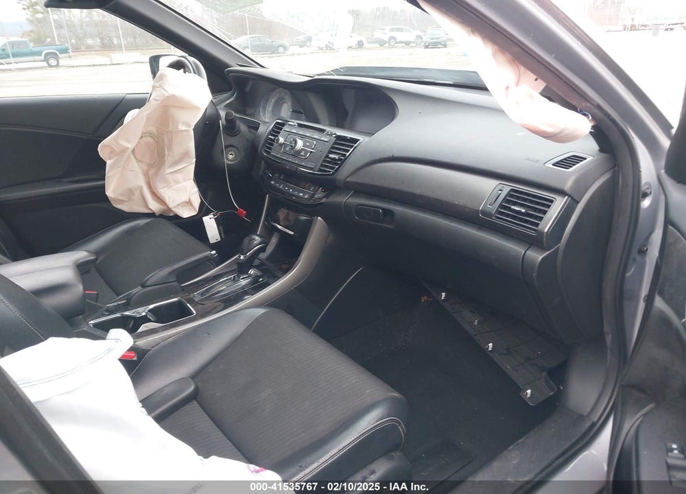 2016 HONDA ACCORD VIN: 1HGCR2F53GA058398