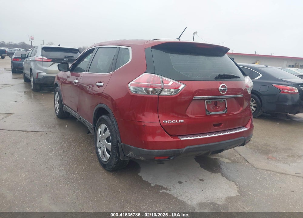 2015 NISSAN ROGUE S VIN: 5N1AT2MT4FC788649