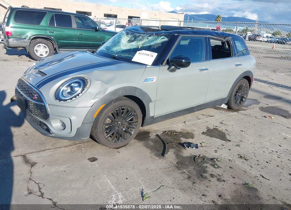 2020 MINI CLUBMAN VIN: WMWLV7C0XL2M49016