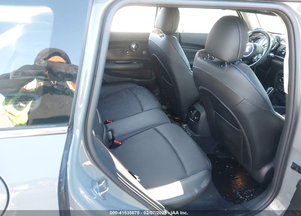 2020 MINI CLUBMAN VIN: WMWLV7C0XL2M49016
