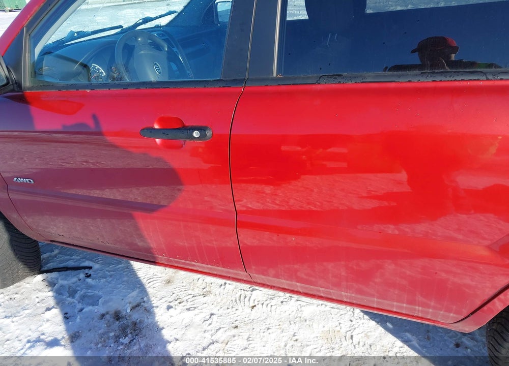2007 KIA SPORTAGE LX V6 VIN: KNDJE723877392779
