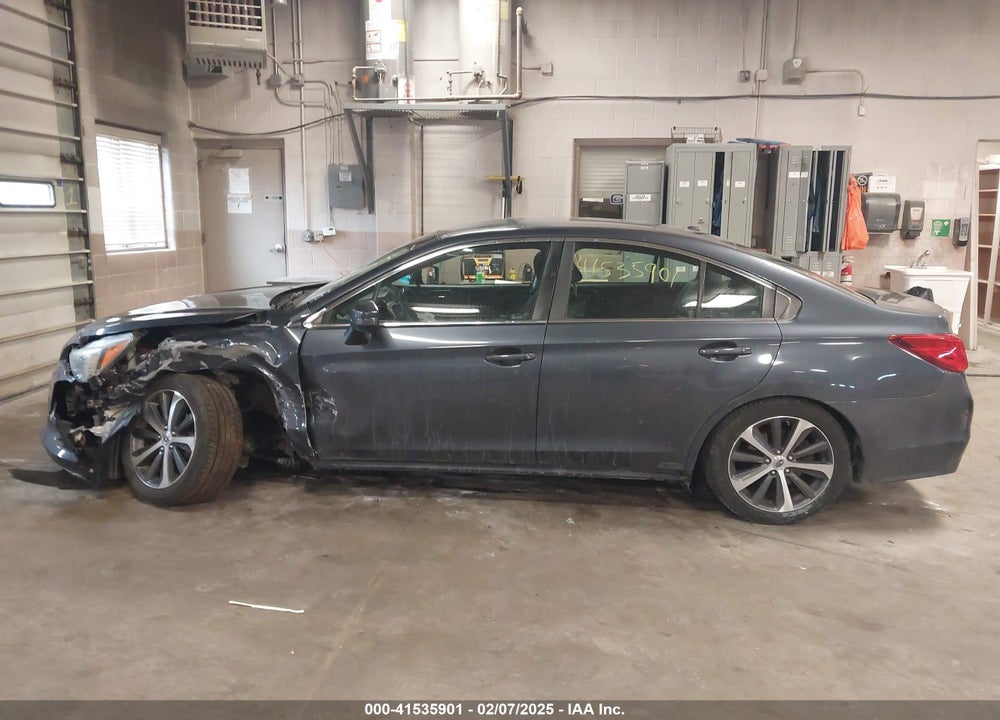 2015 SUBARU LEGACY VIN: 4S3BNBJ68F3031044