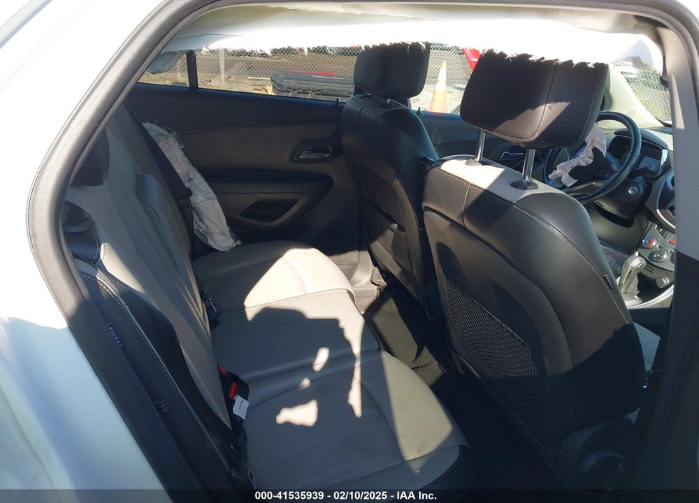 2015 CHEVROLET TRAX LT VIN: 3GNCJRSB5FL190975