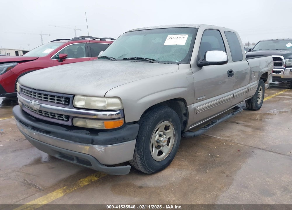 2000 CHEVROLET SILVERADO 1500 LS VIN: 2GCEC19WXY1357051