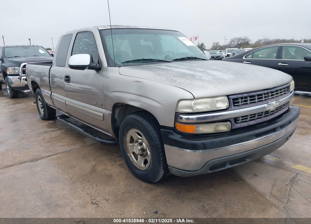 2000 CHEVROLET SILVERADO 1500 LS VIN: 2GCEC19WXY1357051