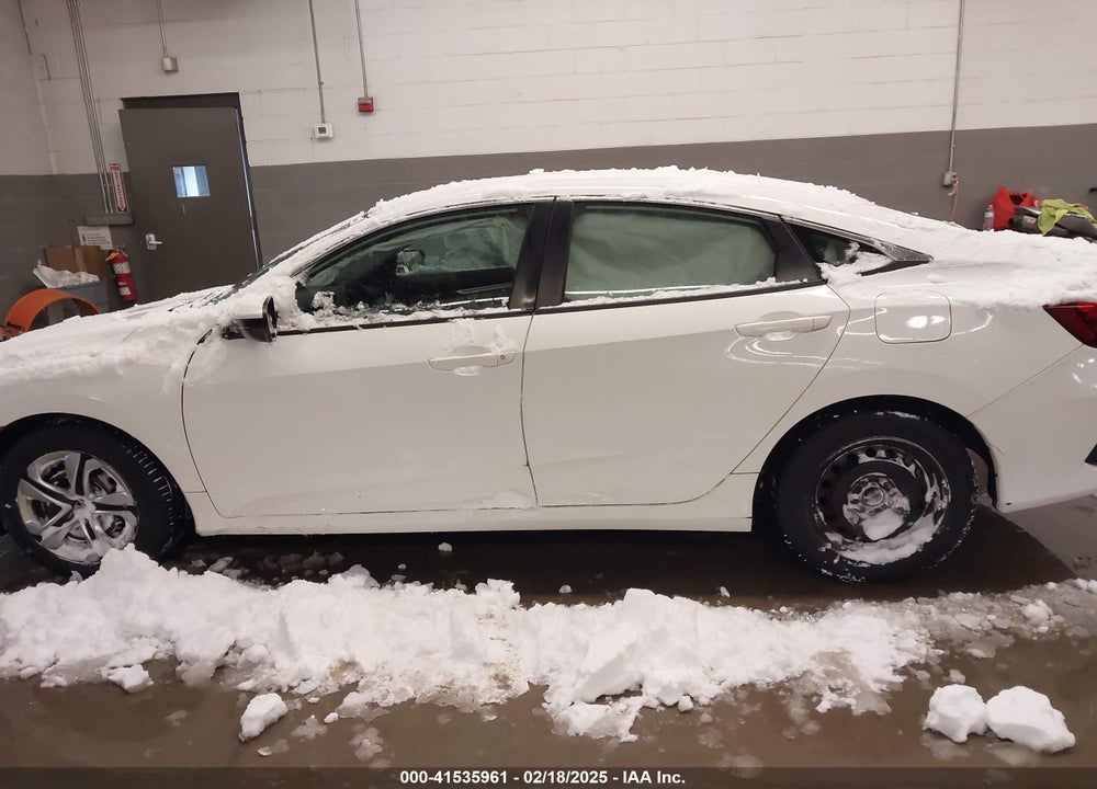 2016 HONDA CIVIC LX VIN: 19XFC2F59GE215006