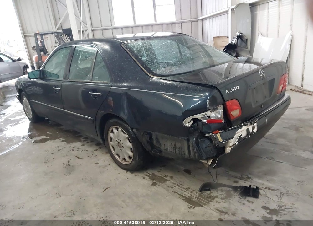1997 MERCEDES-BENZ E 320 VIN: WDBJF55F8VA415421