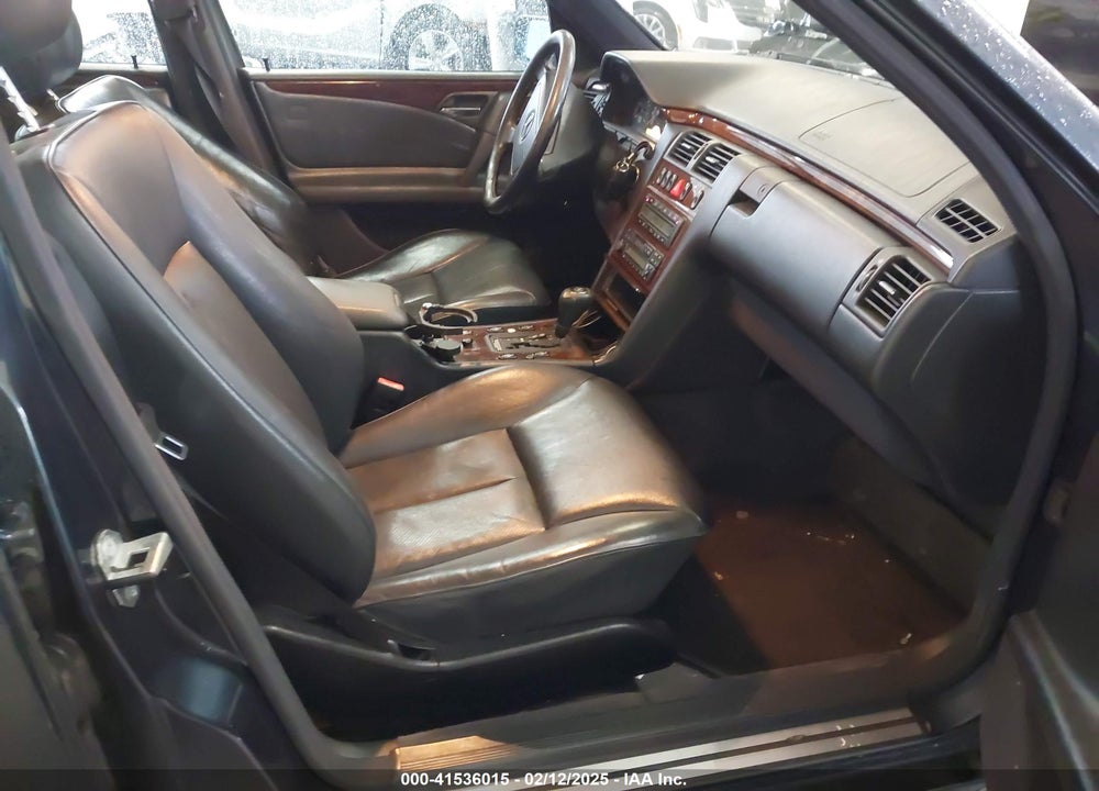 1997 MERCEDES-BENZ E 320 VIN: WDBJF55F8VA415421