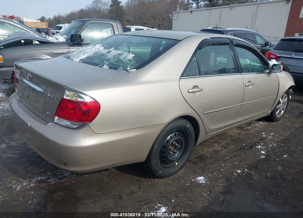 2005 TOYOTA CAMRY XLE V6 VIN: 4T1BF30K15U616957