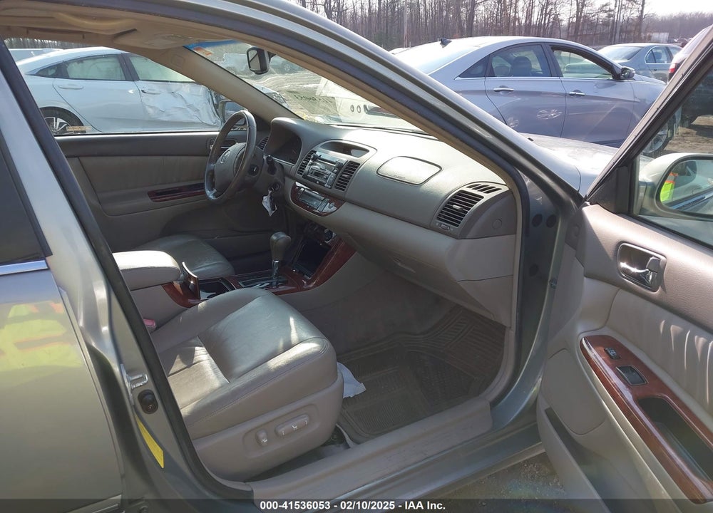 2006 TOYOTA CAMRY XLE V6 VIN: JTDBF30K360170615