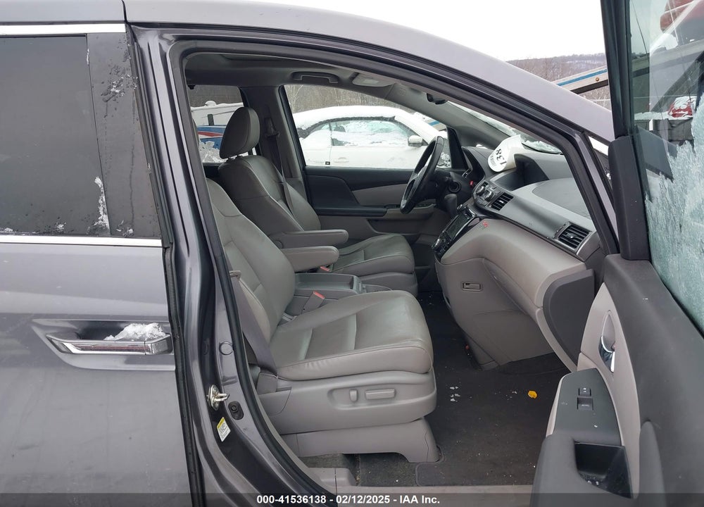 2016 HONDA ODYSSEY EX-L VIN: 5FNRL5H66GB135063