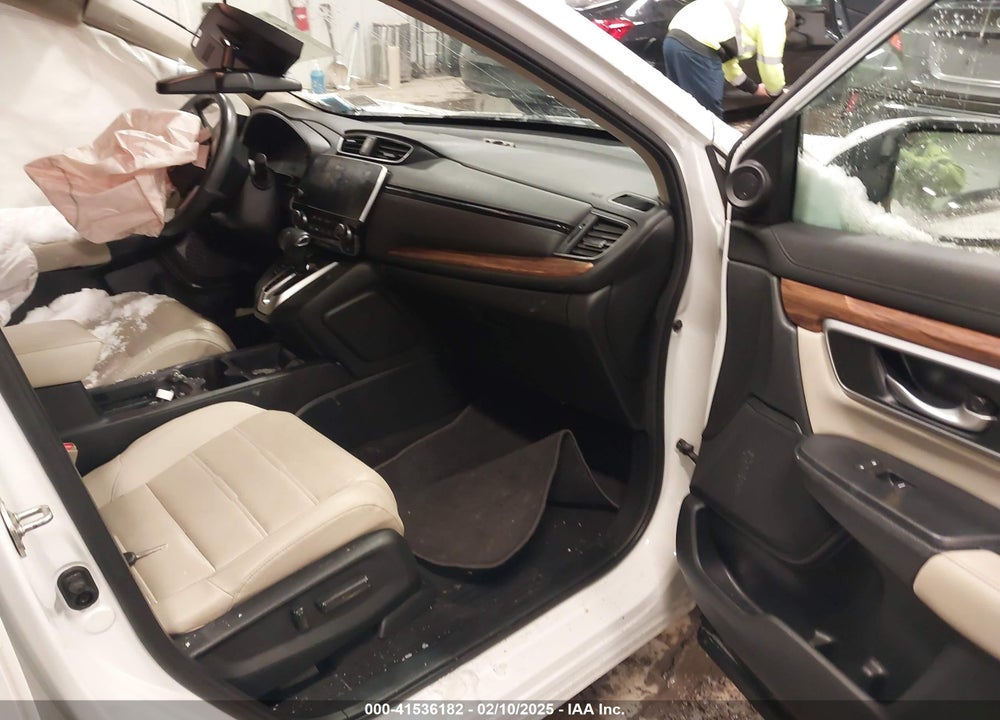 2019 HONDA CR-V VIN: 2HKRW2H88KH647084