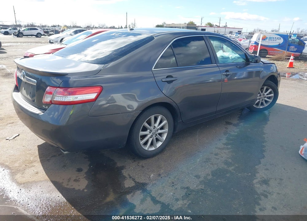 2011 TOYOTA CAMRY XLE V6 VIN: 4T1BK3EKXBU125223