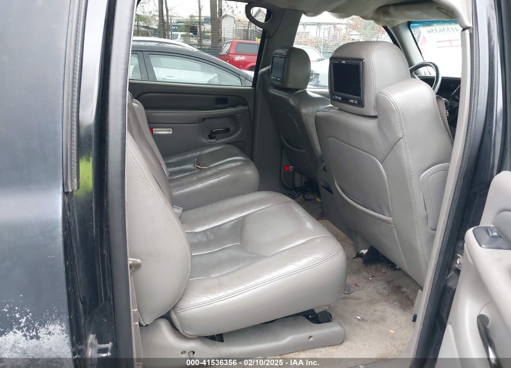 2003 GMC YUKON XL 1500 DENALI VIN: 1GKFK66U43J243816