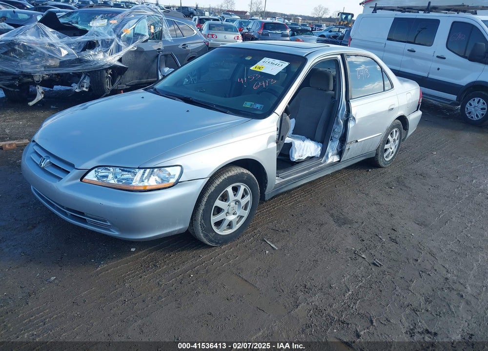 2002 HONDA ACCORD 2.3 EX/2.3 SE VIN: 1HGCG66882A096564
