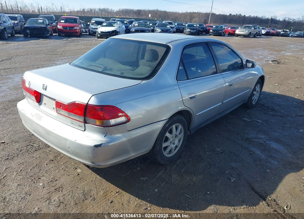 2002 HONDA ACCORD 2.3 EX/2.3 SE VIN: 1HGCG66882A096564