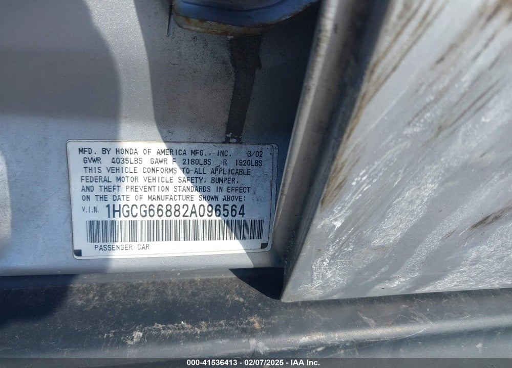2002 HONDA ACCORD 2.3 EX/2.3 SE VIN: 1HGCG66882A096564