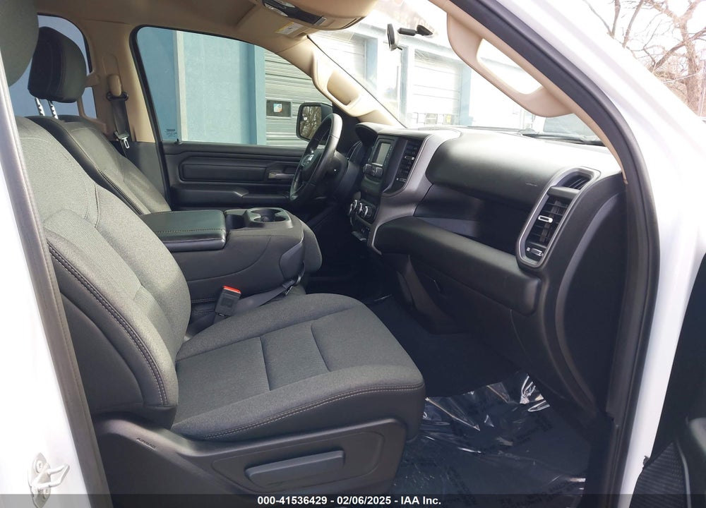 2019 RAM 1500 TRADESMAN 4X4 6'4 BOX VIN: 1C6SRFCTXKN652547