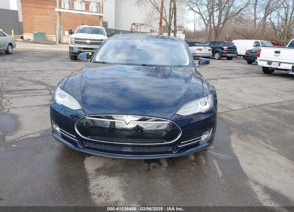 2015 TESLA MODEL S VIN: 5YJSA1H29FFP73187