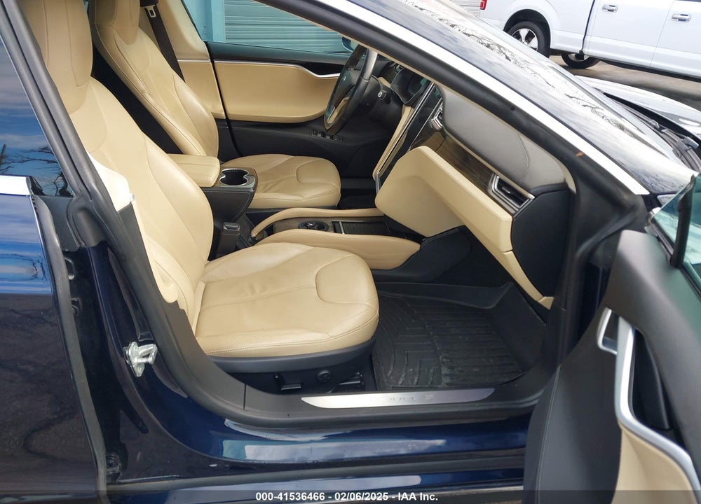 2015 TESLA MODEL S VIN: 5YJSA1H29FFP73187