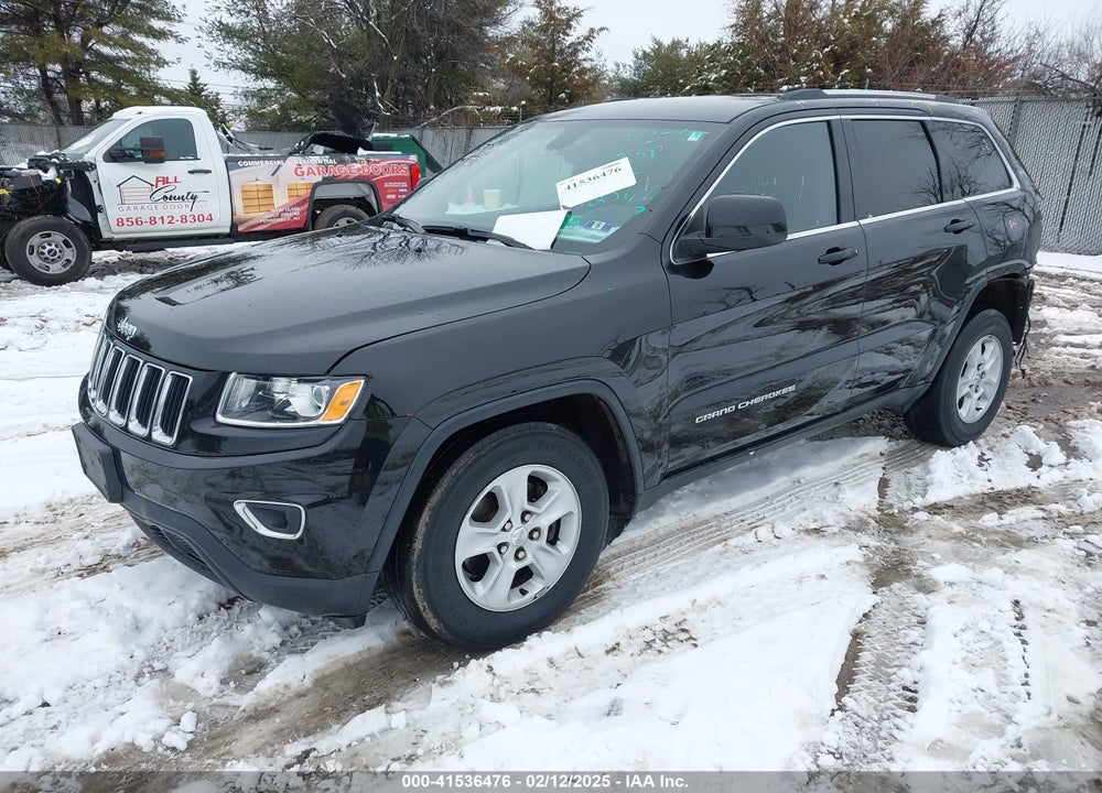 2015 JEEP GRAND CHEROKEE LAREDO VIN: 1C4RJFAG3FC758196