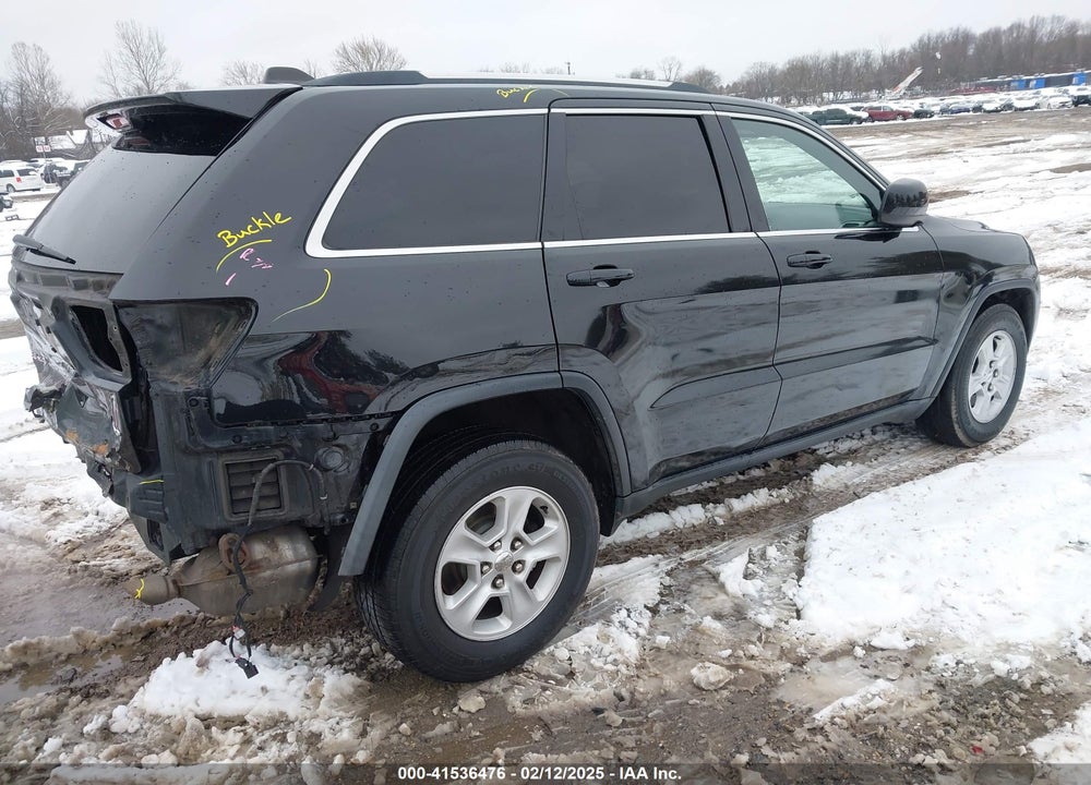2015 JEEP GRAND CHEROKEE LAREDO VIN: 1C4RJFAG3FC758196