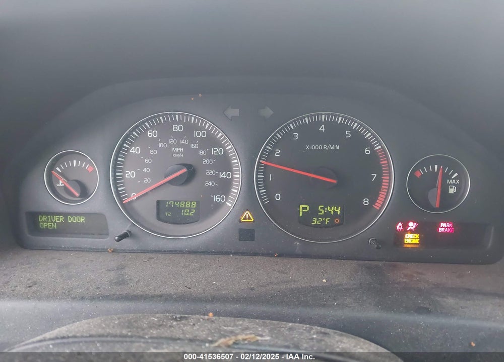 2006 VOLVO XC70 VIN: YV4SZ592461233492