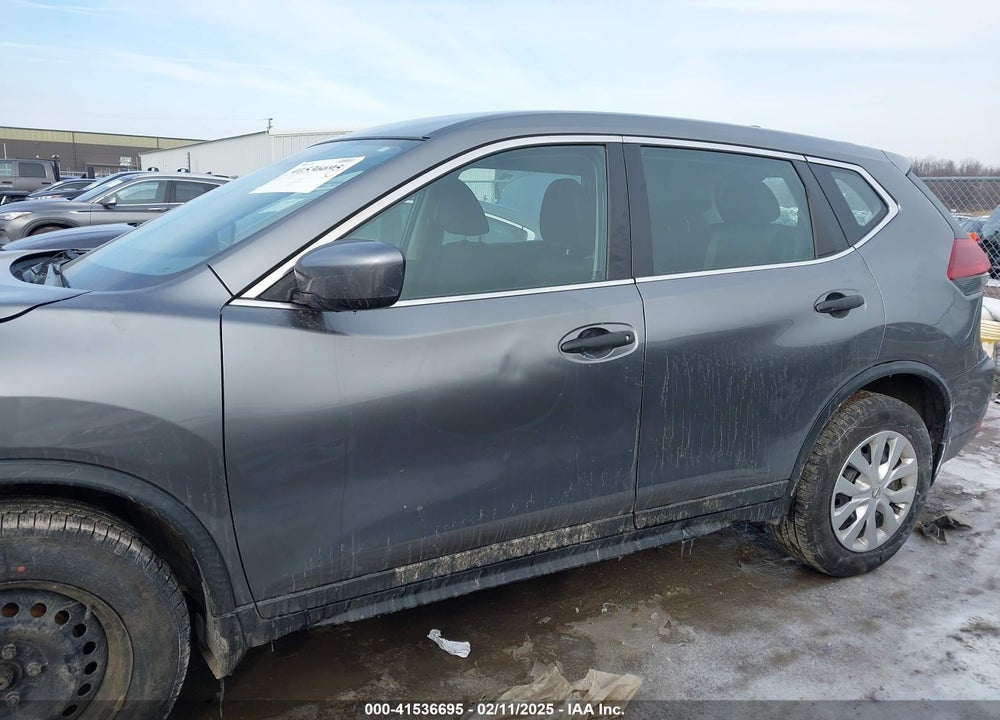 2018 NISSAN ROGUE S VIN: KNMAT2MV7JP547921