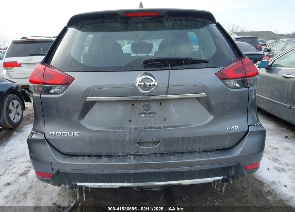 2018 NISSAN ROGUE S VIN: KNMAT2MV7JP547921