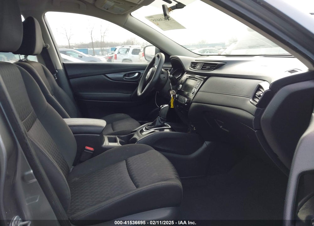 2018 NISSAN ROGUE S VIN: KNMAT2MV7JP547921